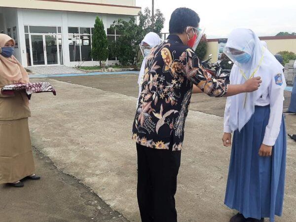 Pelepasan Siswa Prakerin Oleh Kepala SMK Nusa Mandiri